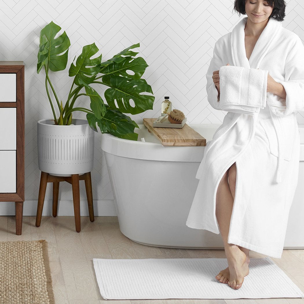 4 TIPS FOR A COZY NIGHT AT HOME